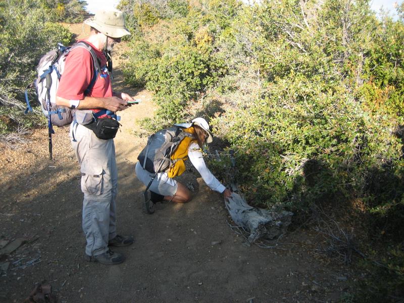 2009-08-22 Topatopa Bluff 090.jpg